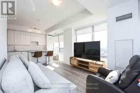 Luxury 2-Bedroom Corner Suite in Mississauga