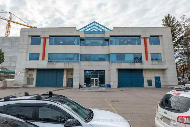 Rent Modern Medical Building in Markham Business Park with Natural Light