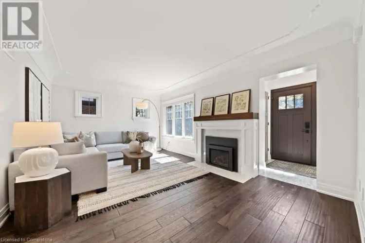 Burlington Roseland Character Home 4 1 Bedrooms 3 Bathrooms