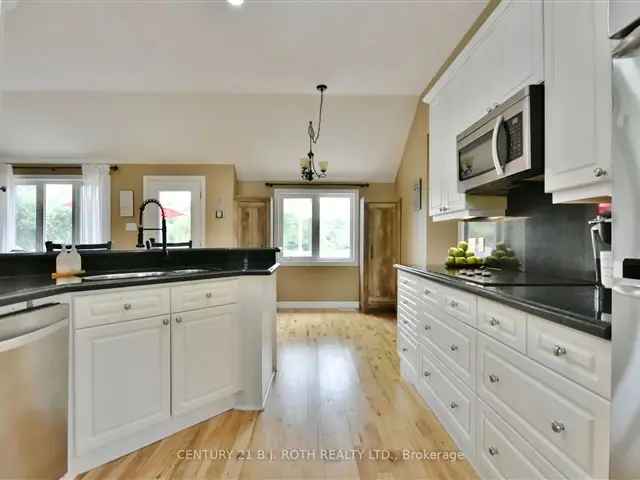 House For Sale in Springwater, Ontario