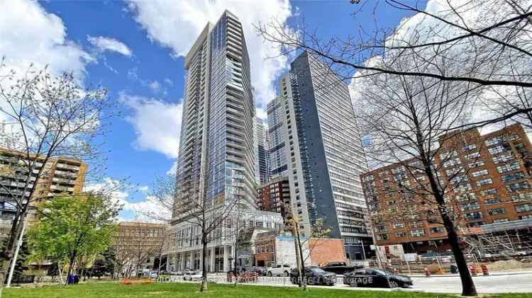 Condo For Rent in Toronto, Ontario