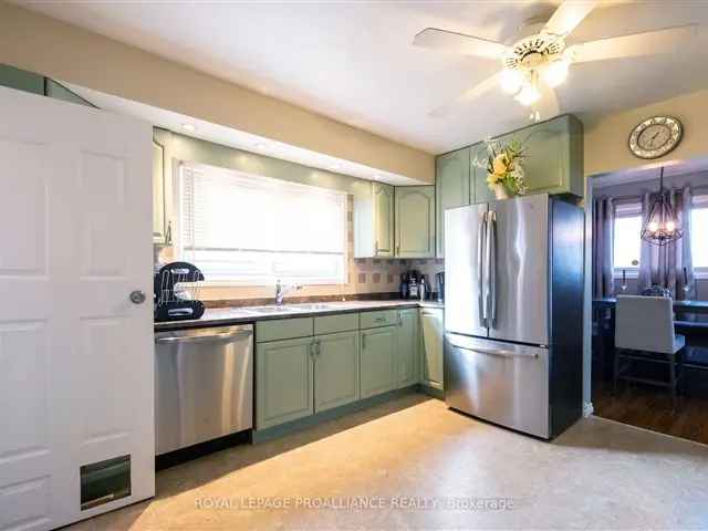 House For Sale in Belleville, Ontario