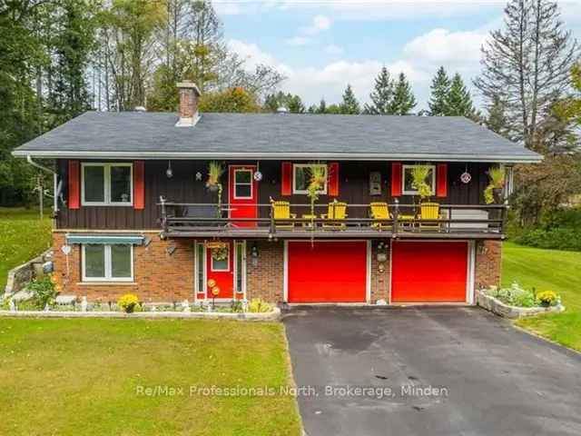 Minden In-Town Home - Raised Bungalow w Pool and In-Law Suite