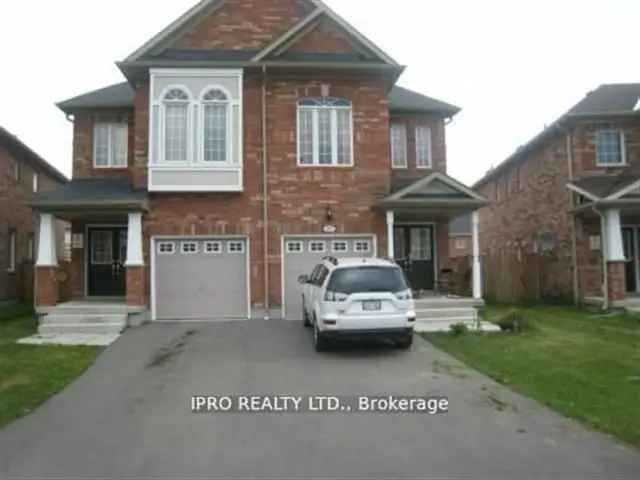 Mississauga Executive Home 3 Beds Finished Basement Large Lot