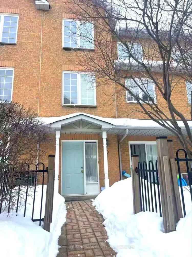 Rent Bright Spacious 3 Bedrooms Townhome in Unionville Markham Area