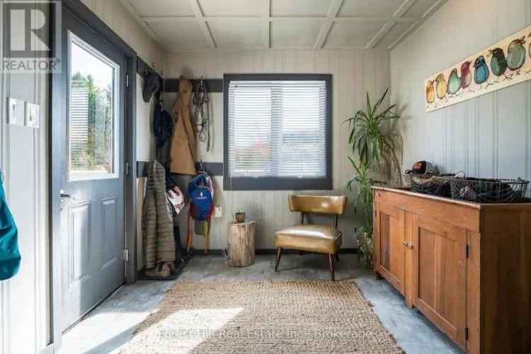 3 Bed 2 Bath Home near Beaver Valley Ski Clubs