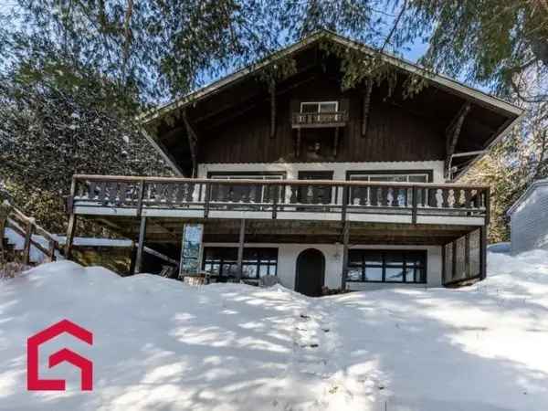 Two or More Storey House for Sale Laurentides