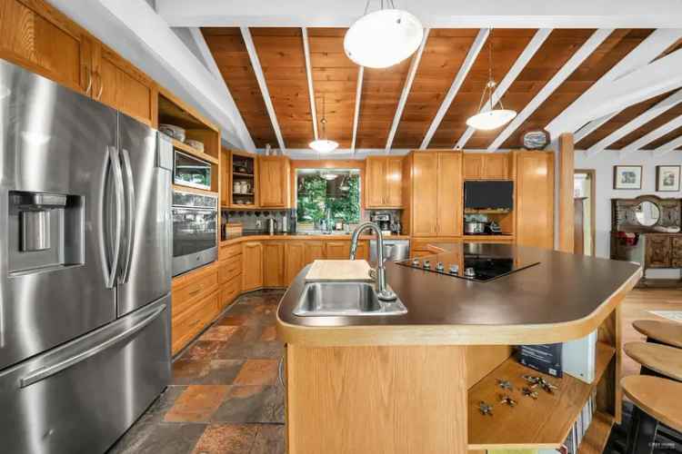4 Bedroom Single Family Home in Bayridge West Vancouver