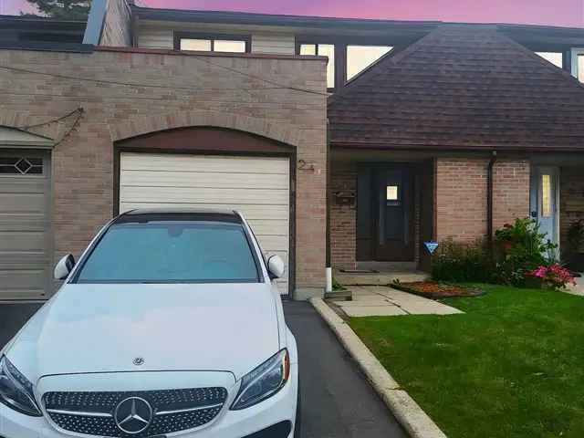 Townhouse For Sale in 11, Livonia Place, Toronto, Ontario