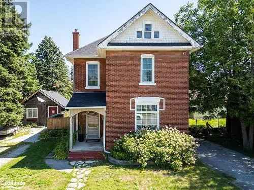 House For Sale In Collingwood, Ontario