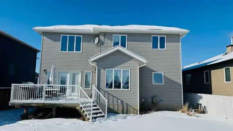 Spacious 2-Storey Family Home in West Bankview Estates