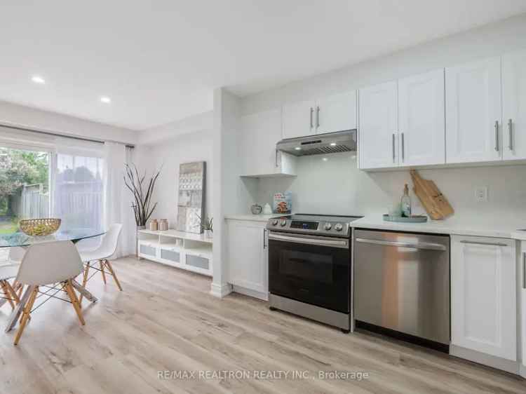 Fully Renovated 3-Bedroom Townhome in South Barrie