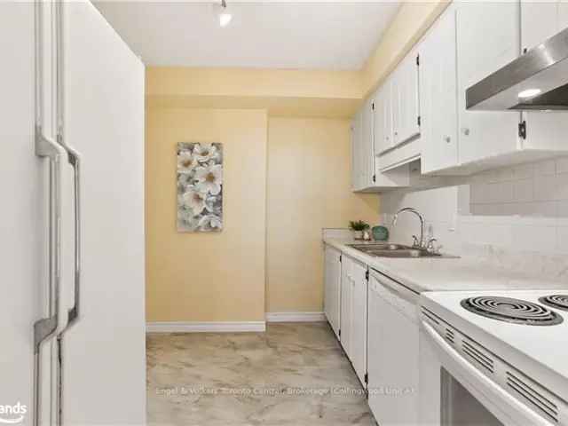 Beautiful 2-Bedroom Condo in Owen Sound's Lesley Condominiums