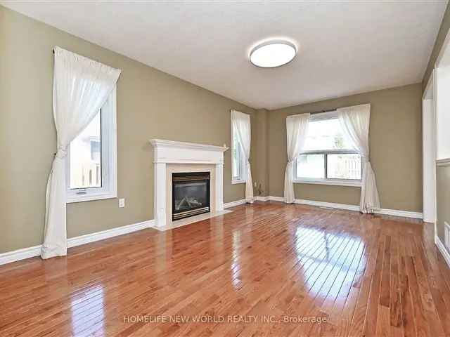 House For Sale in Barrie, Ontario