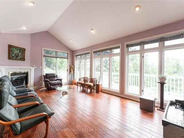 House For Sale in Caledon, Ontario