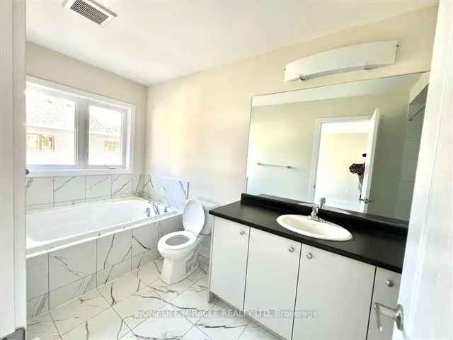 2023 Built Bright Spacious 3 Bedroom 3 Washroom Detached Home