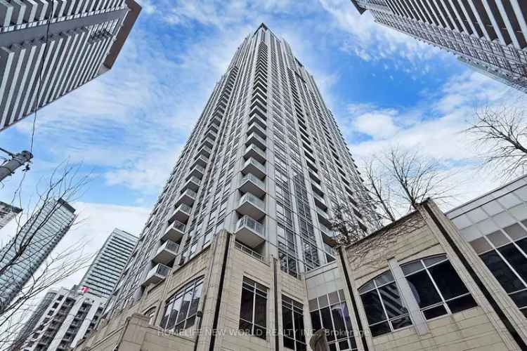 House For Sale in 763, Bay Street, Toronto, Ontario