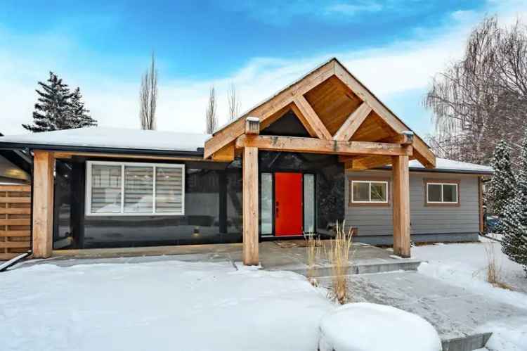 House For Sale in Calgary, Alberta