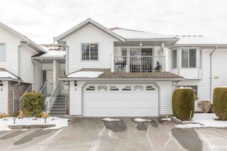 Abbotsford Creekside Park Townhouse 3 Beds 2156sf