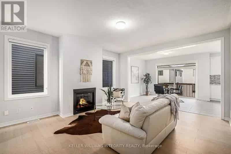 4 Bed 2.5 Bath Home in Half Moon Bay Walkout Basement