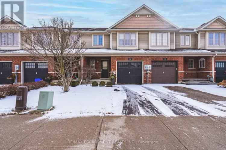 Binbrook 3 Bed 2 Bath Branthaven Home - Close to Amenities