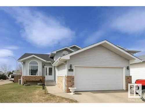 4 Bedroom House for Sale in Ozerna Edmonton