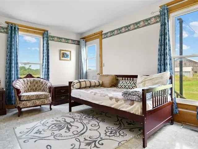 House For Sale in Stone Mills, Ontario