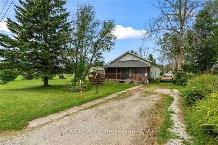 House For Sale in Wiarton, Ontario