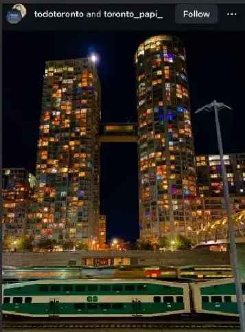 2 Beds Condo Downtown Toronto Near CN Tower