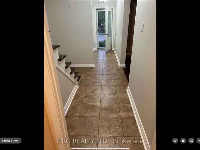 House For Rent in Oakville, Ontario