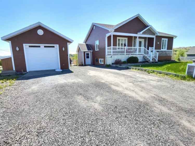 Bungalow for sale, 19, Rue Étienne-Levasseur, Amqui - Proprio Direct