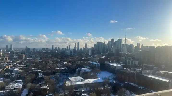 Rent Furnished Room in Cabbagetown with Friendly Housemates and Cats