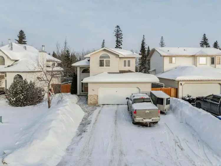 Stunning 4-Bedroom Home with Green Space Views