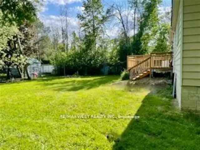 3 Bedroom Home on Large Severable Lot Near Lake Simcoe