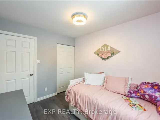 House For Sale in Brampton, Ontario