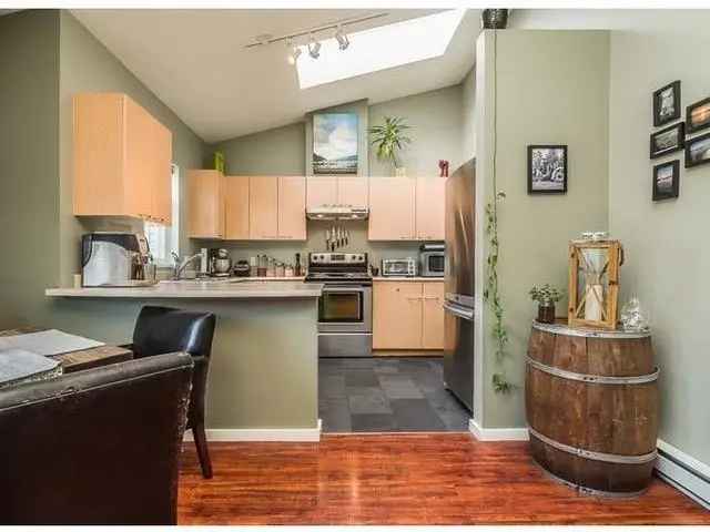 A $900,000.00 Townhouse with 3 bedrooms in Garibaldi Estates, Squamish