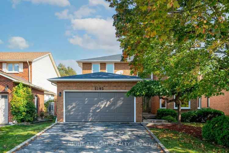 House For Sale in Burlington, Ontario