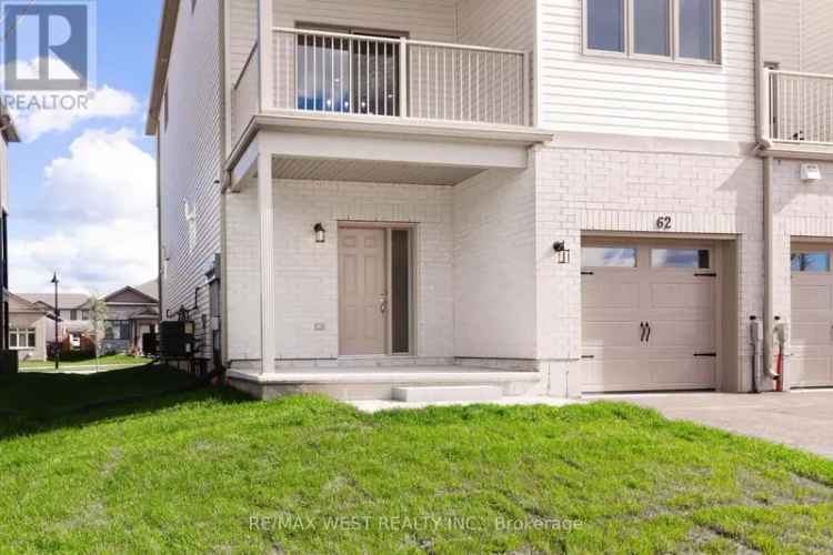 Buy Townhome in Prince Edward County with Modern Features and Spacious Layout