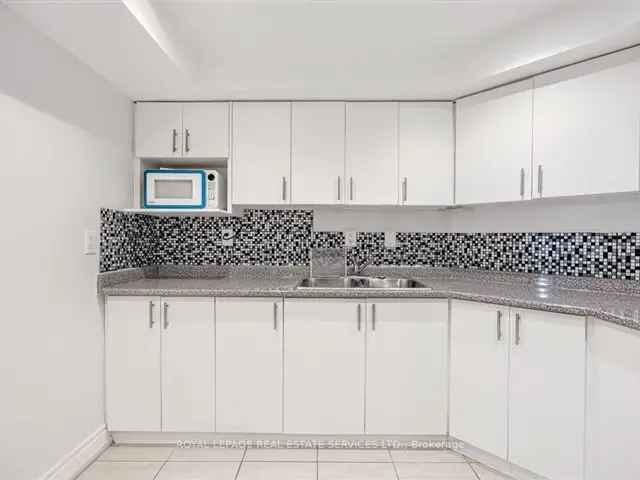 Spacious 2-Bedroom Basement Apartment Near Transit and Shopping