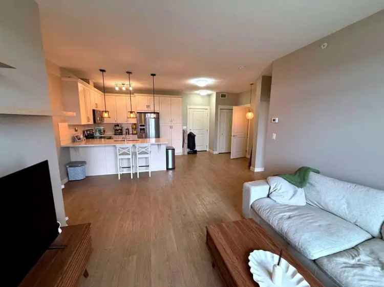 House For Sale , 2500, University Boulevard NW, Calgary, Alberta