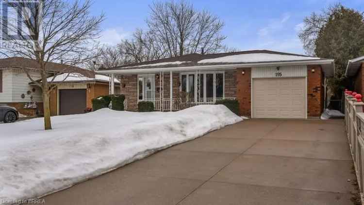 House For Sale in 195, Paris Road, Brantford, Ontario