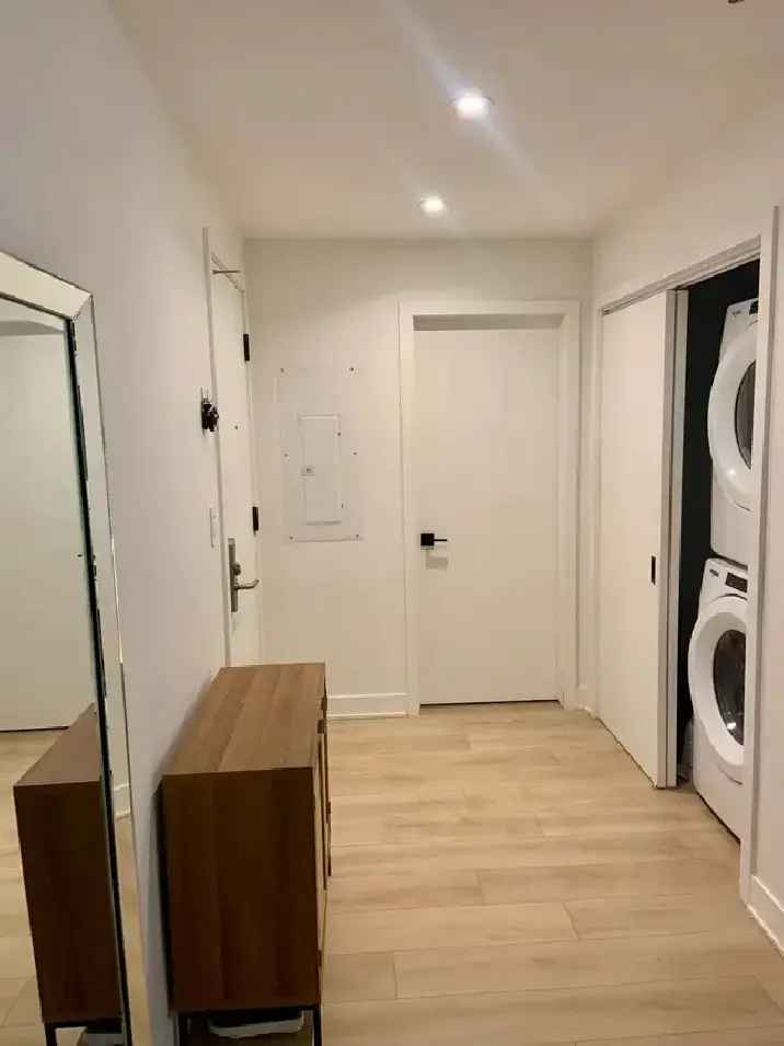 3 1/2 Apartment for Rent Outremont
