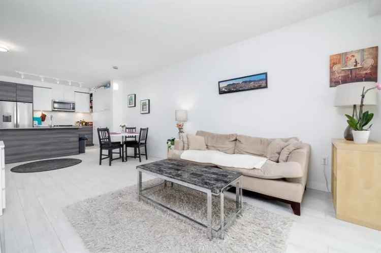 Surrey Whalley Condo for Sale: 1 Bed 1 Bath in Dwell