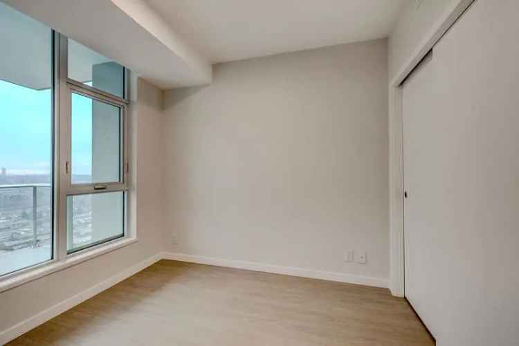 Condo For Sale in Burnaby, British Columbia