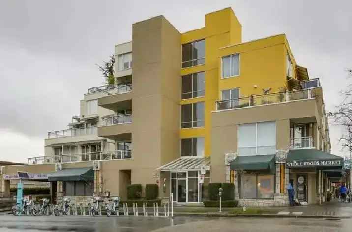 KITSILANO – PRIME  LOCATION w/ MOUNTAIN AND WATER VIEW