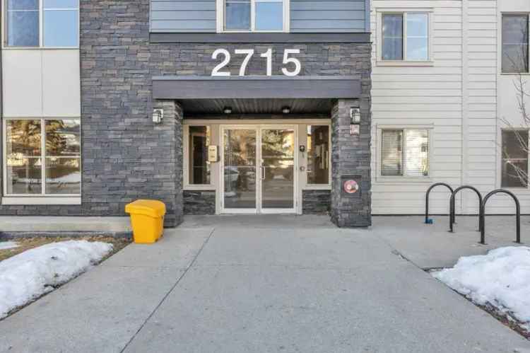 House For Sale in Calgary, Alberta