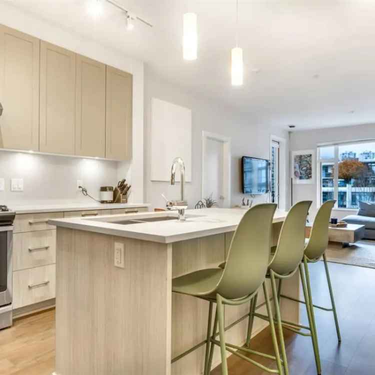 Lower Lonsdale 2-Bed Condo for Sale