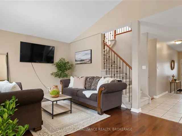 House For Sale in Kingston, Ontario