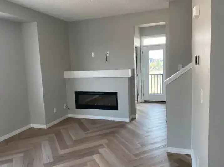 3 Bedroom Townhouse with Double Car Garage