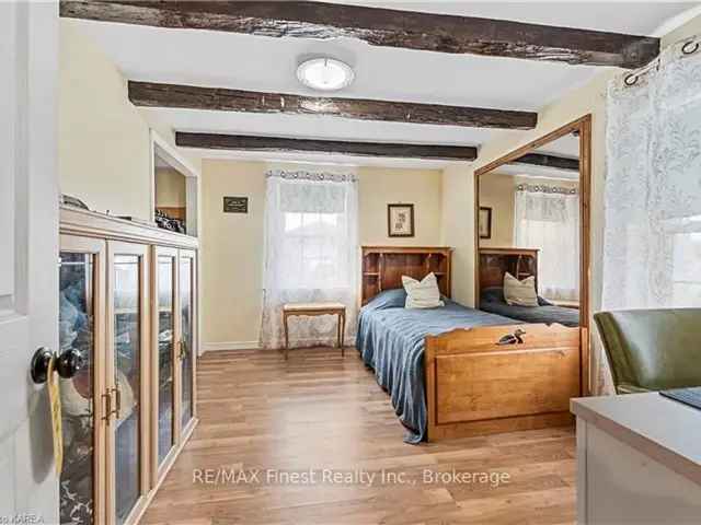 House For Sale in South Frontenac, Ontario